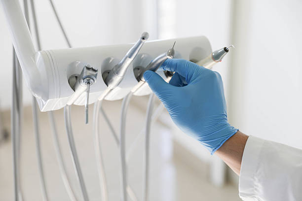 Professional Teeth Whitening technician working in Renton, WA